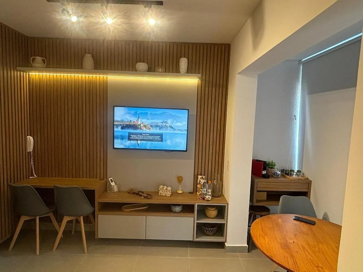 Studio/Sp/Hospital Santa Casa/ Higienopolis/Is Sao Paulo
